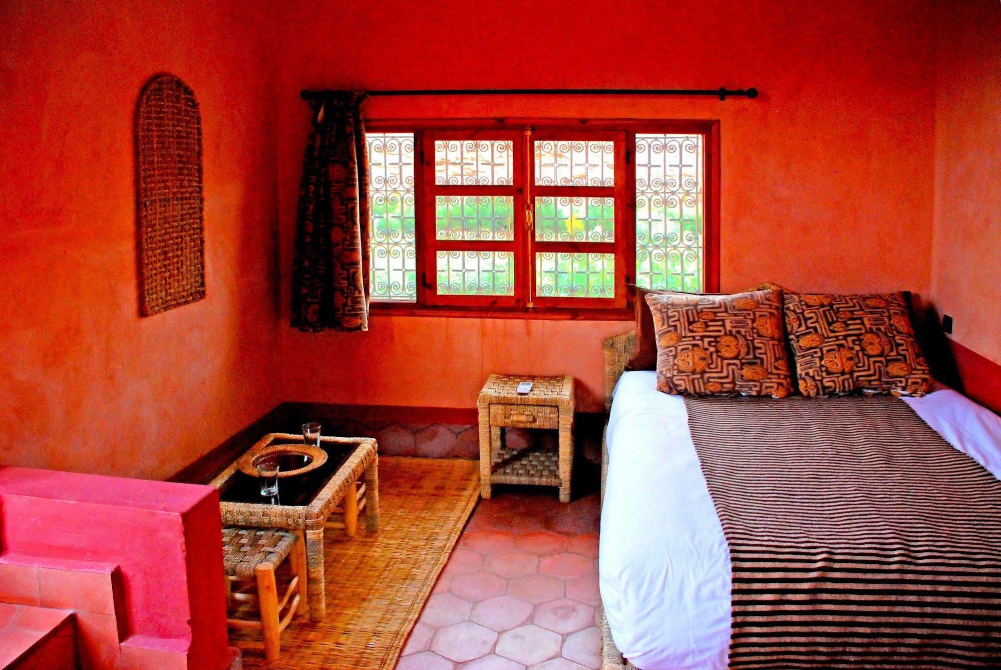 Kasbah Isfoula And Spa เอท เบน ฮัดโด ภายนอก รูปภาพ
